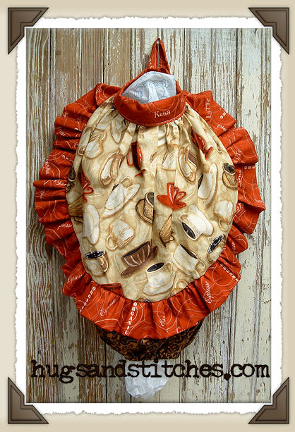 1075 - Coffee Cafe Apron Plastic Bag Holder