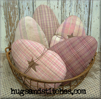1025  - Grungy Homespun Eggs (Set of 5)